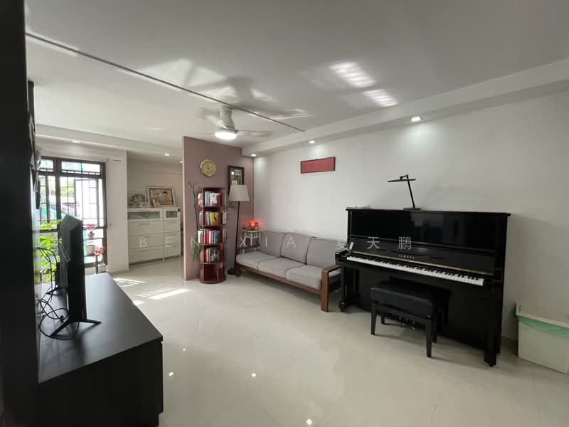 636 Jurong West Street 65, 636 Jurong West Street 65, 3 Bedrooms, 1,184 sqft, HDB Flat For Sale, by Ben XIA 夏天鹏, 500143712 - Living Room - PropertyGuru.com.sg