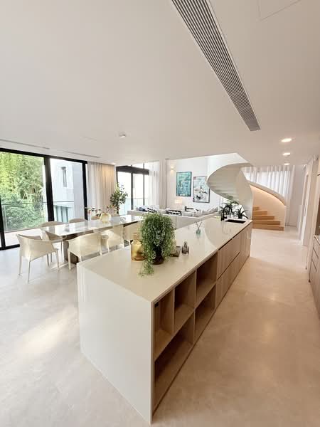D11 Brand New Freehold Detached | Anagram Homes, , 6 Bedrooms, 11,864 sqft, Detached House For Sale, by Gabriel Lau, 500143714 - Living Room - PropertyGuru.com.sg