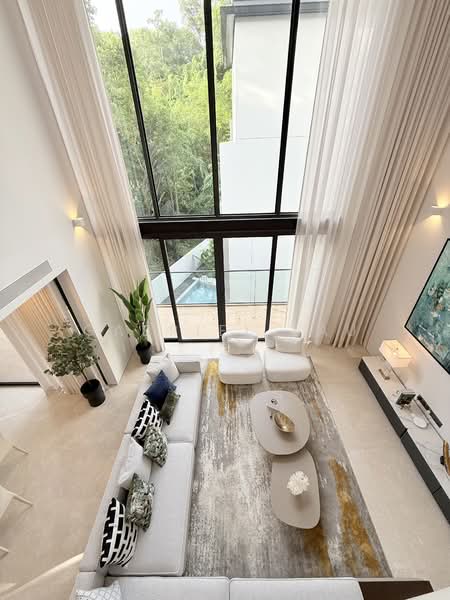 D11 Brand New Freehold Detached | Anagram Homes, , 6 Bedrooms, 11,864 sqft, Detached House For Sale, by Gabriel Lau, 500143714 - Living Room - PropertyGuru.com.sg
