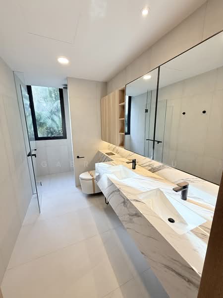 D11 Brand New Freehold Detached | Anagram Homes, , 6 Bedrooms, 11,864 sqft, Detached House For Sale, by Gabriel Lau, 500143714 - Bathroom - PropertyGuru.com.sg
