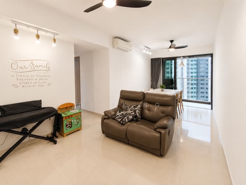 Sol Acres, 20 Choa Chu Kang Grove, 3 Bedrooms, 926 sqft, Executive Condominium For Sale, by Derek Ng, 500143720 - Living Room - PropertyGuru.com.sg