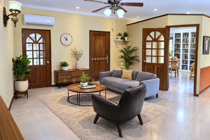 Vicenta Lodge, 6A Lorong Marzuki, 3 Bedrooms, 1,260 sqft, Condominium For Sale, by Renee Sim, 500143725 - Living Room - PropertyGuru.com.sg