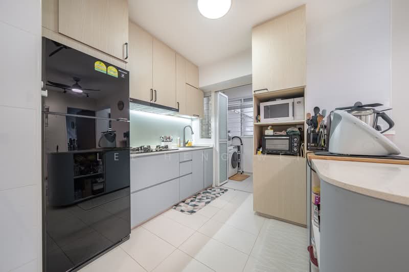 621A Tampines Street 61, 621A Tampines Street 61, 3 Bedrooms, 1,001 sqft, HDB Flat For Sale, by Lee Heng Wei, 500143727 - Kitchen - PropertyGuru.com.sg