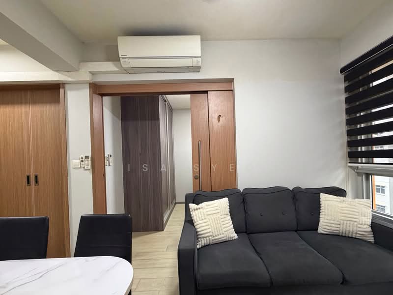 154A Bedok South Road, 154A Bedok South Road, 1 Bedroom, 409 sqft, HDB Flat For Sale, by Isa Syed, 500143743 - Living Room - PropertyGuru.com.sg