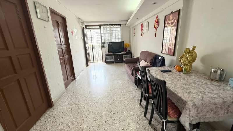 28 New Upper Changi Road, 28 New Upper Changi Road, 2 Bedrooms, 700 sqft, HDB Flat For Sale, by Mandy Hsieh, 500143772 - Living Room - PropertyGuru.com.sg