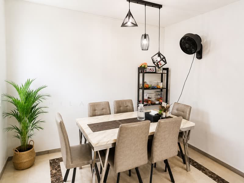 The Woodgrove, 3 Woodgrove Drive, 2 Bedrooms, 872 sqft, Apartment For Sale, by Thila Arudas 蒂雅, 500143779 - Dining Room - PropertyGuru.com.sg