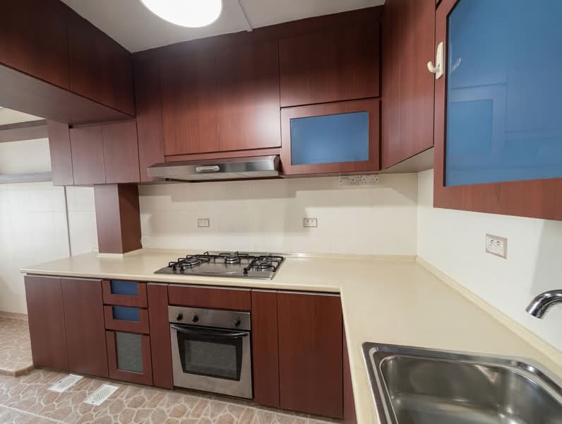 527 Choa Chu Kang Street 51, 527 Choa Chu Kang Street 51, 4 Bedrooms, 1,550 sqft, HDB Flat For Sale, by Cherlyn Tan, 500143783 - Kitchen - PropertyGuru.com.sg