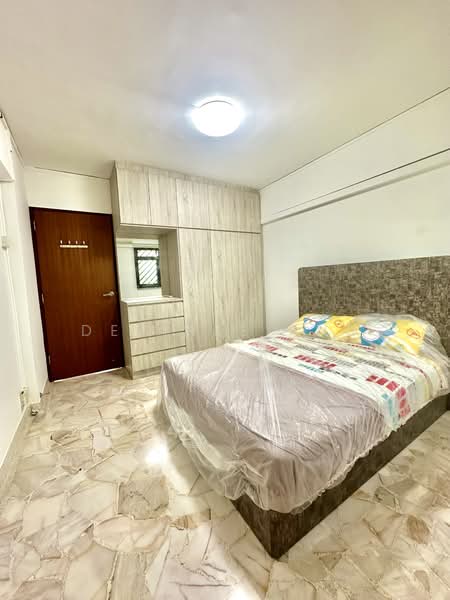 307 Hougang Avenue 5, 307 Hougang Avenue 5, 2 Bedrooms, 883 sqft, HDB Flat For Rent, by Desiree Ang, 500143786 - Master Bedroom ( MBR )  - PropertyGuru.com.sg