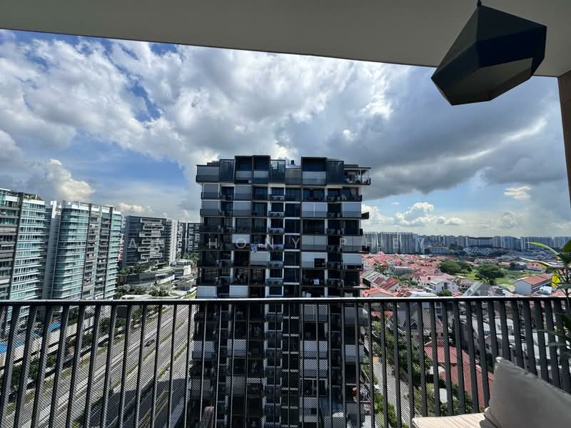 The Venue Residences and Shoppes, 4   Tai Thong Crescent, 3 Bedrooms, 1,152 sqft, Condominium For Sale, by Anthony Phey, 500143794 - Exterior - PropertyGuru.com.sg