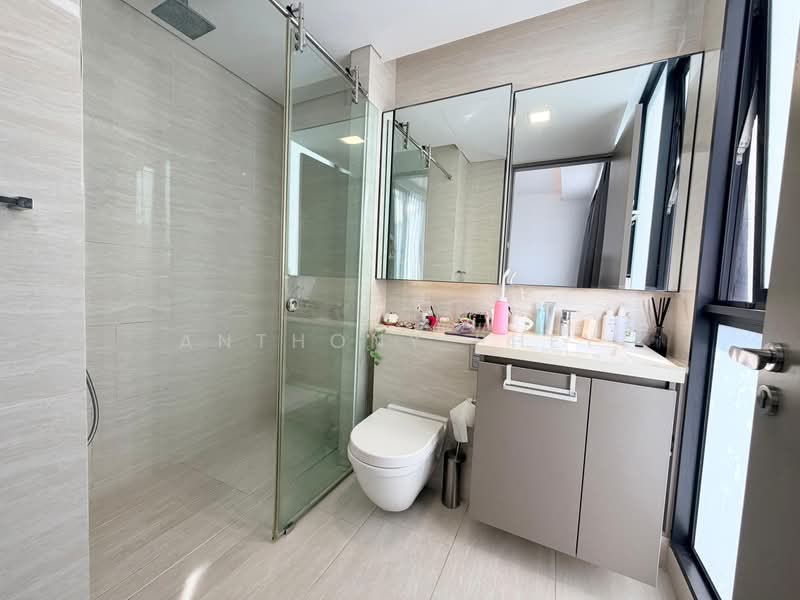 The Venue Residences and Shoppes, 4 Tai Thong Crescent, 3 Bedrooms, 1,152 sqft, Condominium For Sale, by Anthony Phey, 500143794 - Bathroom - PropertyGuru.com.sg