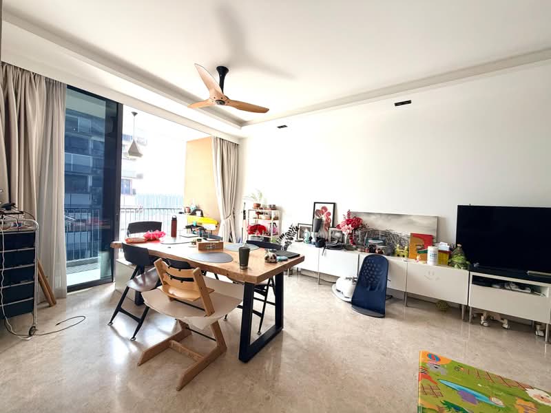 The Venue Residences and Shoppes, 4 Tai Thong Crescent, 3 Bedrooms, 1,152 sqft, Condominium For Sale, by Anthony Phey, 500143794 - Living Room - PropertyGuru.com.sg