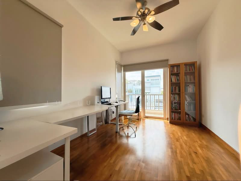 π FINEST MIMOSA PLACE CORNER TERRACE, Mimosa Place, 4 Bedrooms, 3,200 sqft, Corner Terrace For Sale, by Julius WL Fock, 500143799 - Study - PropertyGuru.com.sg
