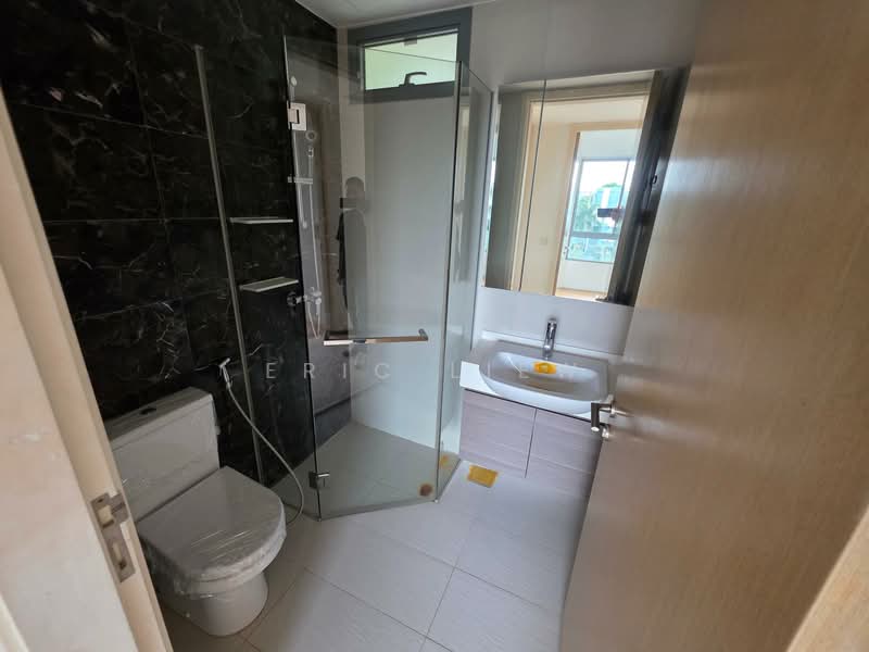 Skies Miltonia, 25 Miltonia Close, 3 Bedrooms, 1,173 sqft, Condominium For Sale, by Eric Liew, 500143800 - Bathroom - PropertyGuru.com.sg