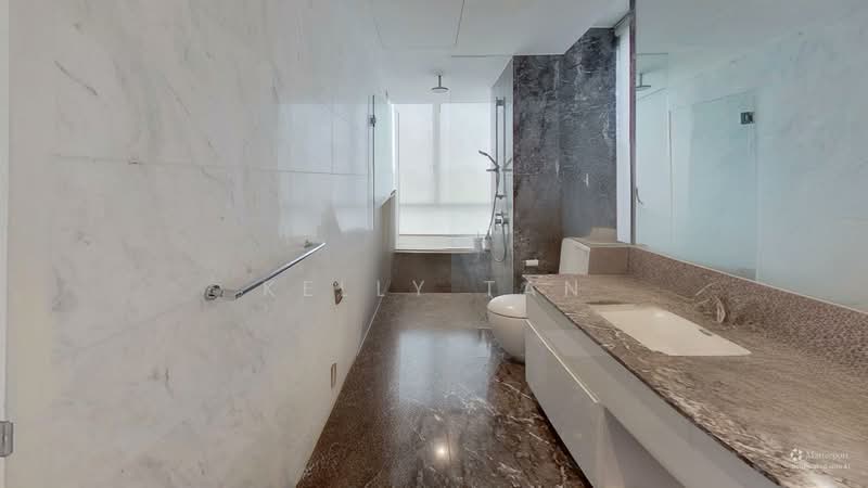 Sky @ Eleven, 7 Thomson Lane, 4 Bedrooms, 2,713 sqft, Condominium For Sale, by Kelly Tan, 500143802 - Master Bathroom - PropertyGuru.com.sg