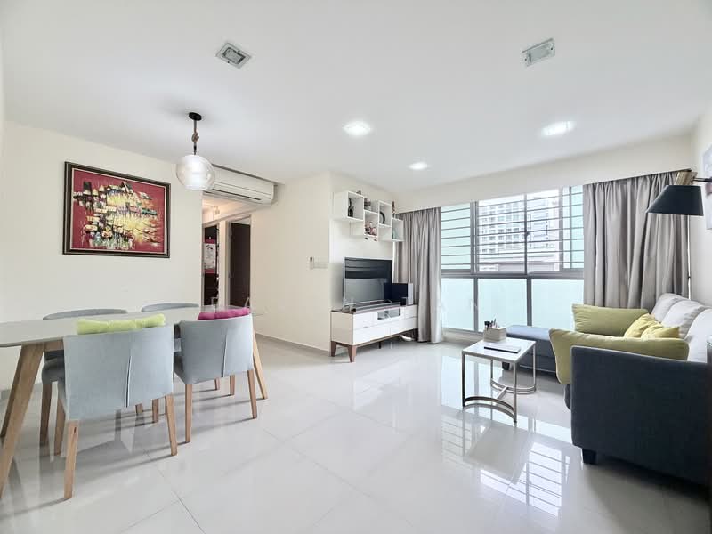 613B Punggol Drive, 613B Punggol Drive, 3 Bedrooms, 1,001 sqft, HDB Flat For Sale, by Baven Tan, 500143821 - Living Room - PropertyGuru.com.sg