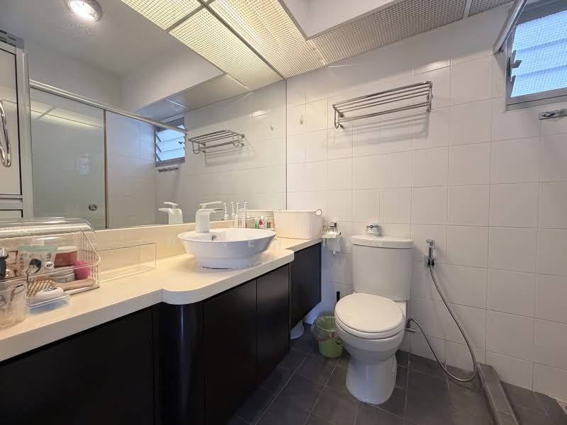 613B Punggol Drive, 613B Punggol Drive, 3 Bedrooms, 1,001 sqft, HDB Flat For Sale, by Baven Tan, 500143821 - Bathroom - PropertyGuru.com.sg