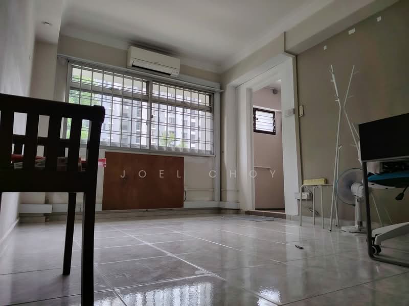 242 Simei Street 5, 242 Simei Street 5, Room Rental, 200 sqft, HDB Flat For Rent, by Joel Choy, 500143826 - Living Room - PropertyGuru.com.sg