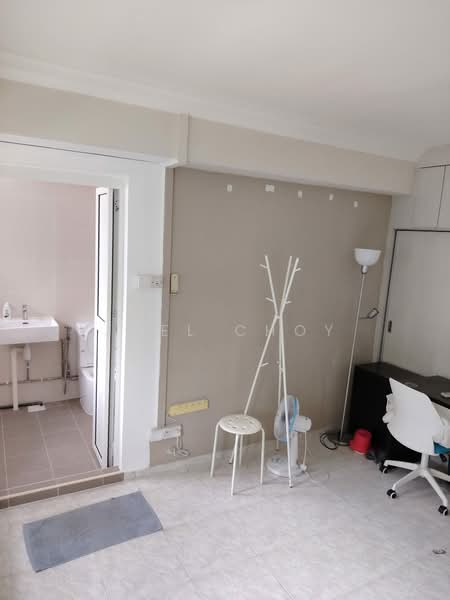 242 Simei Street 5, 242 Simei Street 5, Room Rental, 200 sqft, HDB Flat For Rent, by Joel Choy, 500143826 - Bathroom - PropertyGuru.com.sg