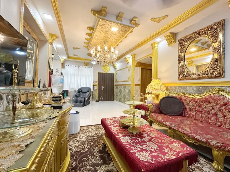 771 Woodlands Drive 60, 771 Woodlands Drive 60, 3 Bedrooms, 1,098 sqft, HDB Flat For Sale, by Izzat Isa, 500143831 - Living Room - PropertyGuru.com.sg