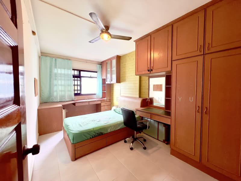 733 Tampines Street 71, 733 Tampines Street 71, 3 Bedrooms, 1,109 sqft, HDB Flat For Sale, by Lorraine Tan Yu Lin, 500143833 - Bedroom - PropertyGuru.com.sg