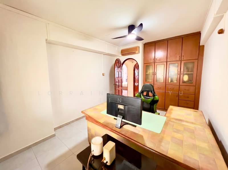 733 Tampines Street 71, 733 Tampines Street 71, 3 Bedrooms, 1,109 sqft, HDB Flat For Sale, by Lorraine Tan Yu Lin, 500143833 - Study - PropertyGuru.com.sg