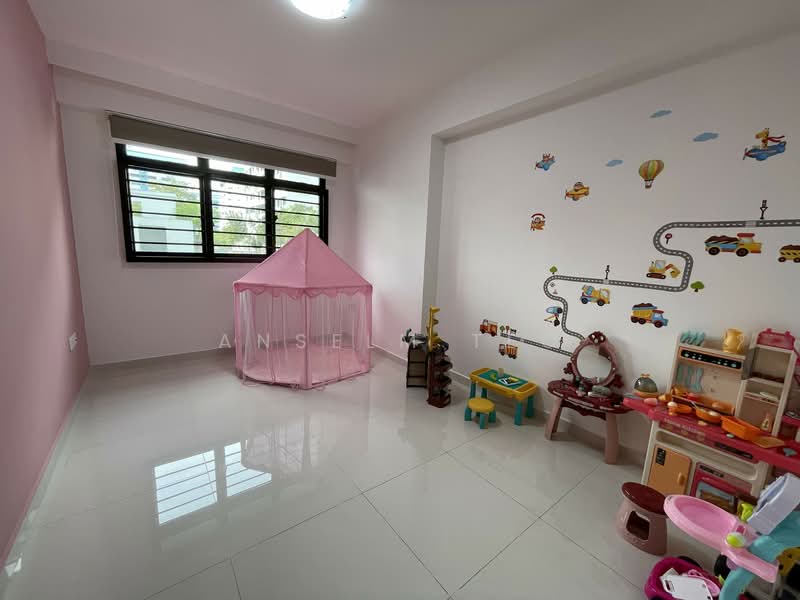 546B Segar Road, 546B Segar Road, 3 Bedrooms, 1,206 sqft, HDB Flat For Sale, by Anselm Teo, 500143840 - Interior - PropertyGuru.com.sg