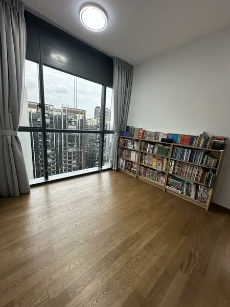 Parc Clematis, 8E Jalan Lempeng, 4 Bedrooms, 1,259 sqft, Condominium For Sale, by JW Lee 李健汶, 500143843 - Bedroom - PropertyGuru.com.sg