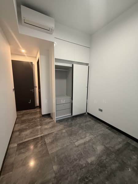 Midtown Bay, 120 Beach Road, 2 Bedrooms, 743 sqft, Condominium For Rent, by Jeremy Tan, 500143849 - Interior - PropertyGuru.com.sg