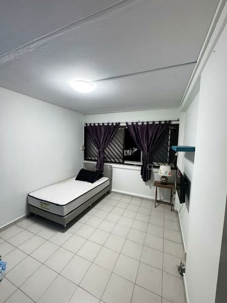 862 Yishun Avenue 4, 862 Yishun Avenue 4, Room Rental, 110 sqft, HDB Flat For Rent, by Gerald Fong, 500143852 - Bedroom - PropertyGuru.com.sg
