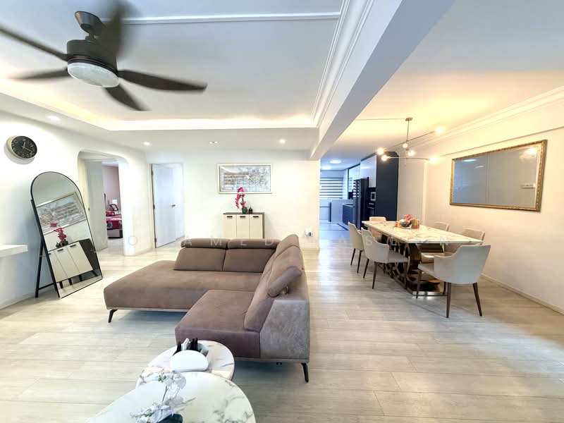 423 Tampines Street 41, 423 Tampines Street 41, 3 Bedrooms, 1,313 sqft, HDB Flat For Sale, by Mohamed Yaseen, 500143861 - Living Room - PropertyGuru.com.sg