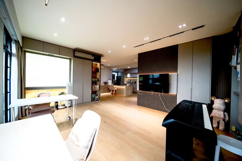 509B Yishun Avenue 4, 509B Yishun Avenue 4, 3 Bedrooms, 1,216 sqft, HDB Flat For Sale, by Chia Yei (CY) 佳业, 500143872 - Living Room - PropertyGuru.com.sg