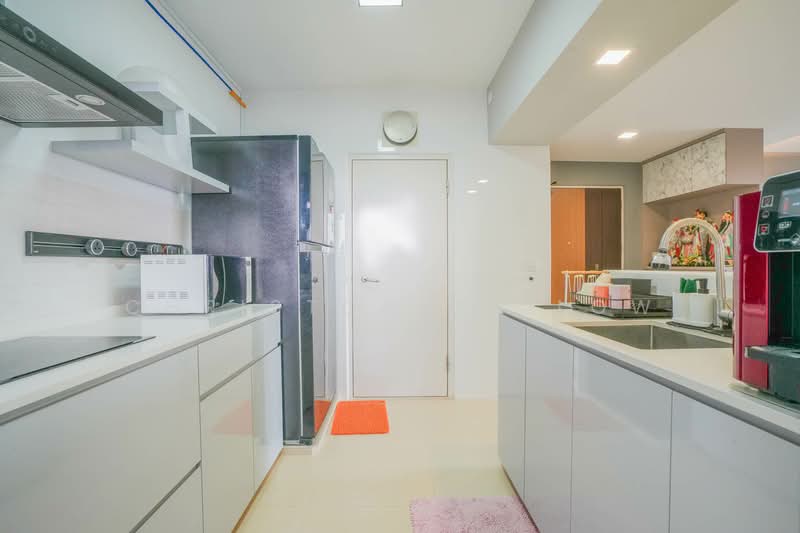33 Margaret Drive, 33 Margaret Drive, 2 Bedrooms, 800 sqft, HDB Flat For Rent, by Christopher Low, 500143882 - Kitchen - PropertyGuru.com.sg