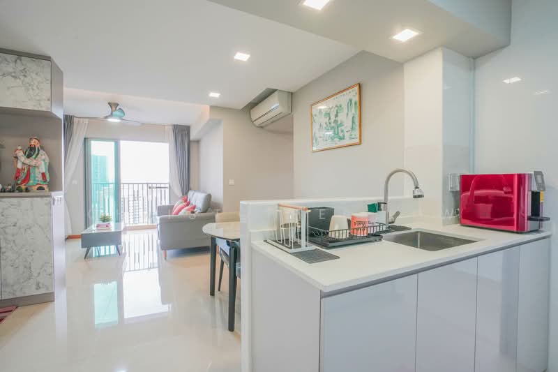33 Margaret Drive, 33 Margaret Drive, 2 Bedrooms, 800 sqft, HDB Flat For Rent, by Christopher Low, 500143882 - Living Room - PropertyGuru.com.sg