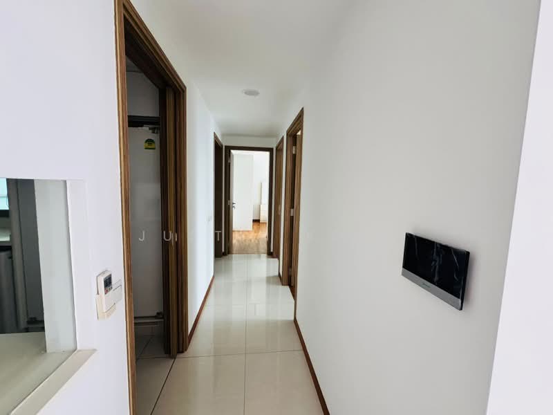 Trevista, , 3 Bedrooms, 1,109 sqft, Condominium For Rent, by Justin Kong, 500143887 - PropertyGuru.com.sg