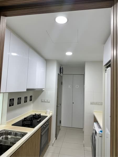 Trevista, , 3 Bedrooms, 1,109 sqft, Condominium For Rent, by Justin Kong, 500143887 - PropertyGuru.com.sg
