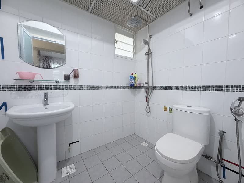317C Yishun Greenwalk, 317C Yishun Avenue 9, 3 Bedrooms, 990 sqft, HDB Flat For Sale, by Baven Tan, 500143890 - PropertyGuru.com.sg