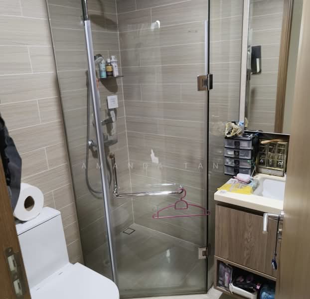 Kingsford Waterbay, 70 Upper Serangoon View, 2 Bedrooms, 861 sqft, Condominium For Sale, by Amanda Tan, 500143895 - Bathroom - PropertyGuru.com.sg