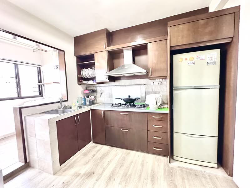 112 Rivervale Walk, 112 Rivervale Walk, 3 Bedrooms, 1,076 sqft, HDB Flat For Sale, by Matthew Xu, 500143913 - Kitchen - PropertyGuru.com.sg