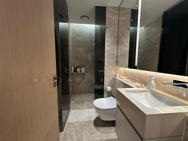 Amber Park, 18 Amber Gardens, 5 Bedrooms, 2,045 sqft, Condominium For Sale, by Mitchelle Wong, 500143916 - Bathroom - PropertyGuru.com.sg