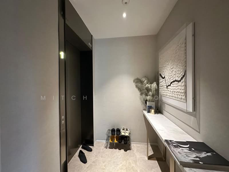 Amber Park, 18 Amber Gardens, 5 Bedrooms, 2,045 sqft, Condominium For Sale, by Mitchelle Wong, 500143916 - Entrance - PropertyGuru.com.sg