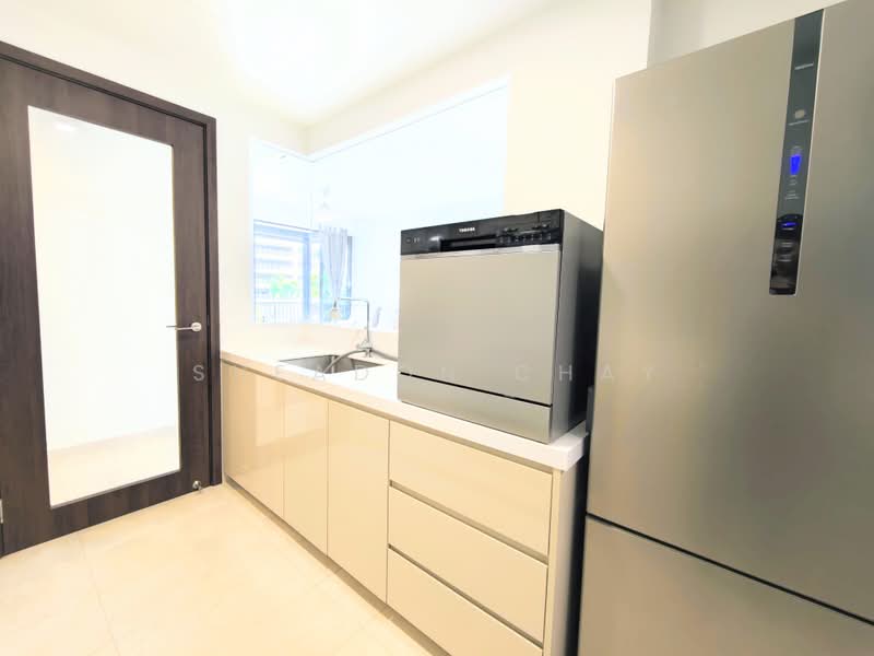 Signature At Yishun, 41 Yishun Street 51, 3 Bedrooms, 1,098 sqft, Executive Condominium For Rent, by Sheadon Chay, 500143923 - Kitchen - PropertyGuru.com.sg