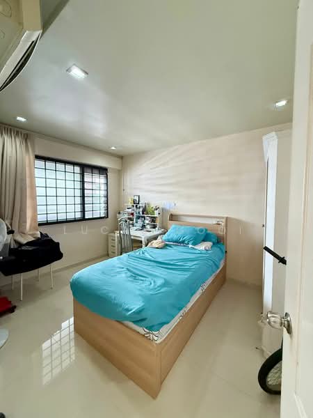 551 Pasir Ris Street 51, 551 Pasir Ris Street 51, 3 Bedrooms, 1,323 sqft, HDB Flat For Sale, by Lucas Gooi, 500143932 - Bedroom - PropertyGuru.com.sg