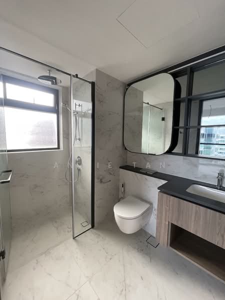 Sceneca Residence, Tanah Merah Kechil Link, 3 Bedrooms, 1,163 sqft, Condominium For Rent, by Annie Tan, 500143943 - Bathroom - PropertyGuru.com.sg