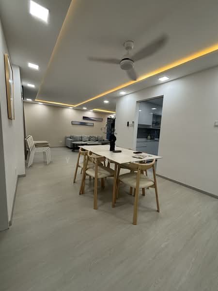 Regal Court, 17 Kim Keat Road, 3 Bedrooms, 1,163 sqft, Apartment For Rent, by Yenn Ni, 500143951 - Living Room - PropertyGuru.com.sg