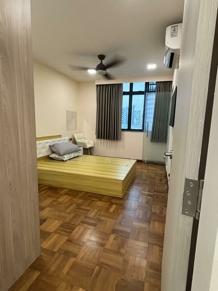 Regal Court, 17 Kim Keat Road, 3 Bedrooms, 1,163 sqft, Apartment For Rent, by Yenn Ni, 500143951 - Bedroom - PropertyGuru.com.sg
