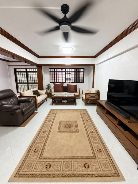 485C Choa Chu Kang Avenue 5, 485C Choa Chu Kang Avenue 5, Dairy Farm / Bukit Panjang / Choa Chu Kang, 3 Bedrooms, 1,292 sqft, HDB Flat For Sale, by Malek Aziz, 500143952 - Living Room - PropertyGuru.com.sg
