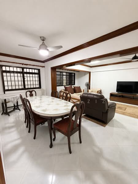 485C Choa Chu Kang Avenue 5, 485C Choa Chu Kang Avenue 5, Dairy Farm / Bukit Panjang / Choa Chu Kang, 3 Bedrooms, 1,292 sqft, HDB Flat For Sale, by Malek Aziz, 500143952 - Living Room - PropertyGuru.com.sg