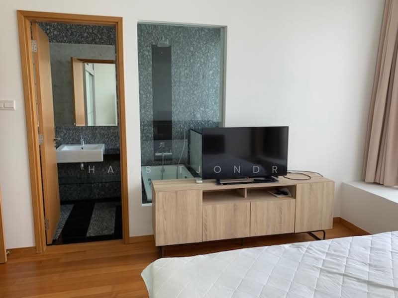 The Metz, 83 Devonshire Road, 2 Bedrooms, 1,055 sqft, Condominium For Rent, by Hans Tjondro, 500143954 - Bathroom - PropertyGuru.com.sg