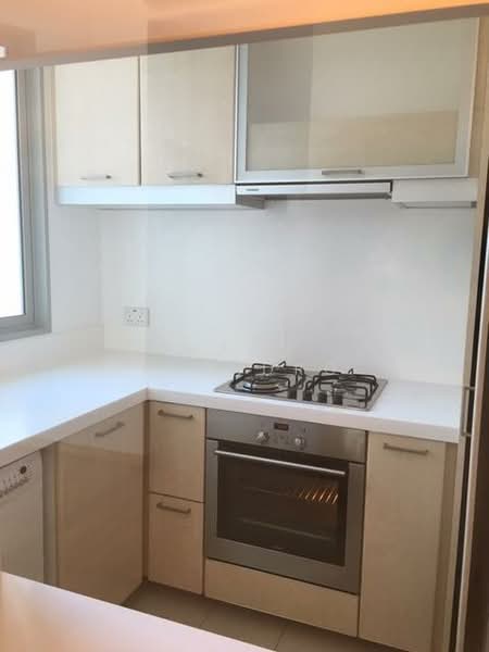 The Metz, 83 Devonshire Road, 2 Bedrooms, 1,055 sqft, Condominium For Rent, by Hans Tjondro, 500143954 - Kitchen - PropertyGuru.com.sg