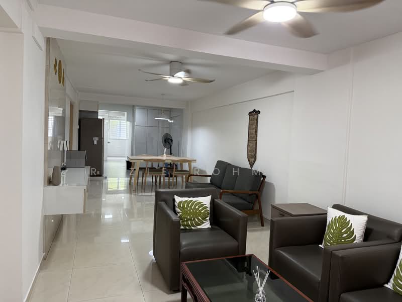 14 Kampong Arang Road, 14 Kampong Arang Road, 3 Bedrooms, 1,108 sqft, HDB Flat For Rent, by Rozie Rohman, 500143961 - Living Room - PropertyGuru.com.sg